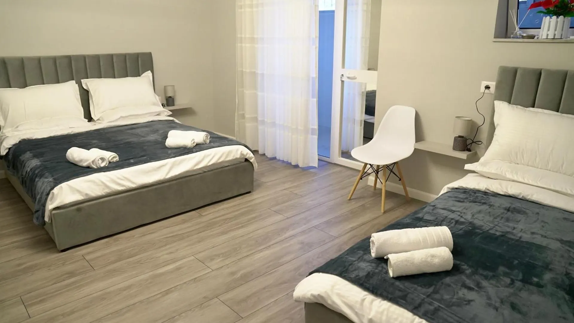 Arni'S Apartments Tirana Guest house